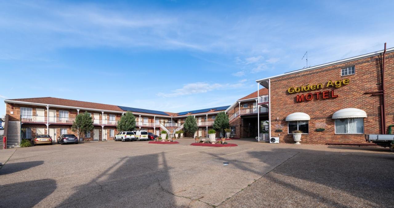 Golden Age Motor Inn Queanbeyan Exterior photo