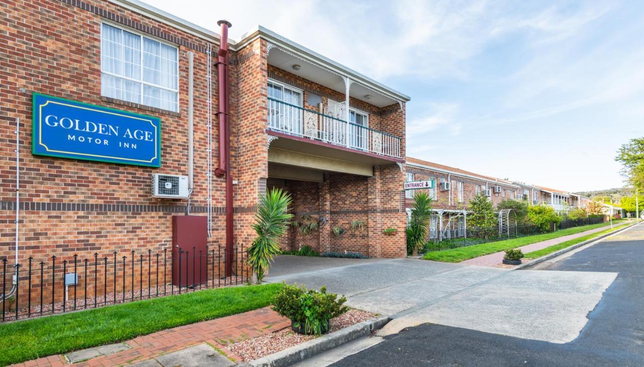 Golden Age Motor Inn Queanbeyan Exterior photo