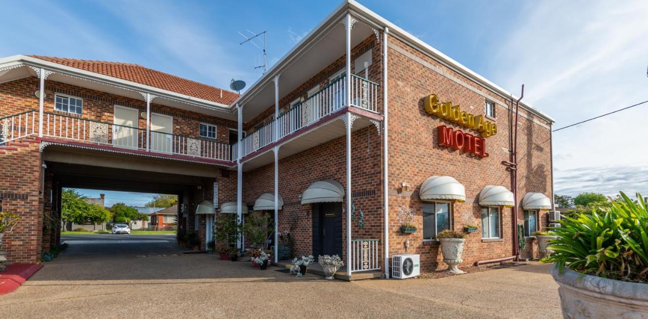 Golden Age Motor Inn Queanbeyan Exterior photo